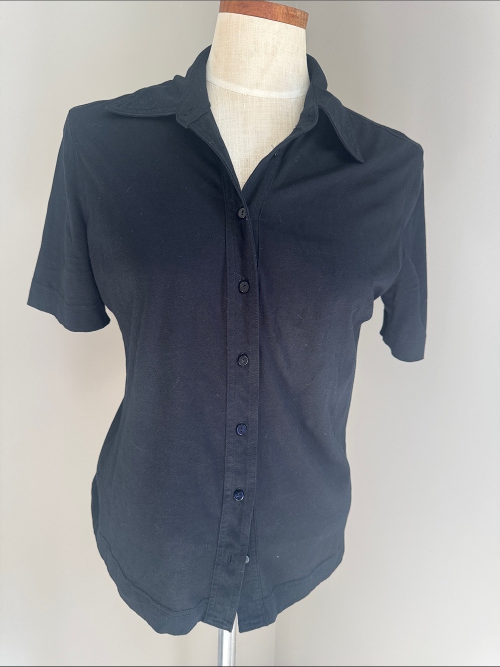Banana republic black short sleeve shirt